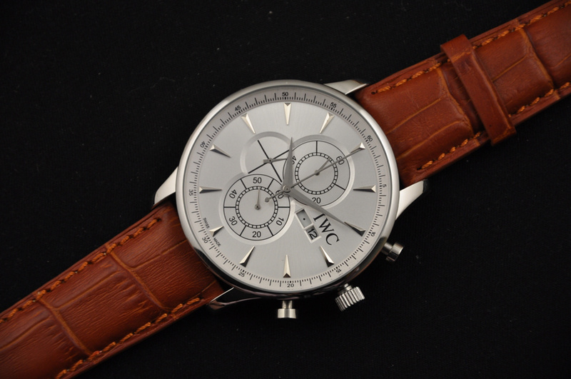 IWC watch man-257